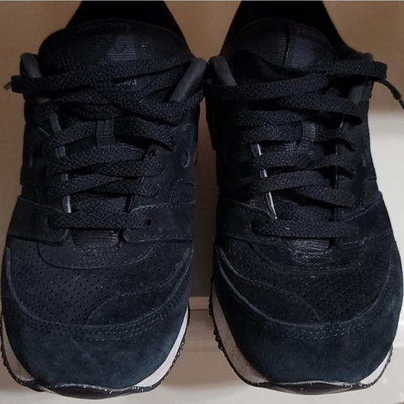 SAUCONY + Club Monaco COURAGEOUS Sneakers - Picture 3 of 6